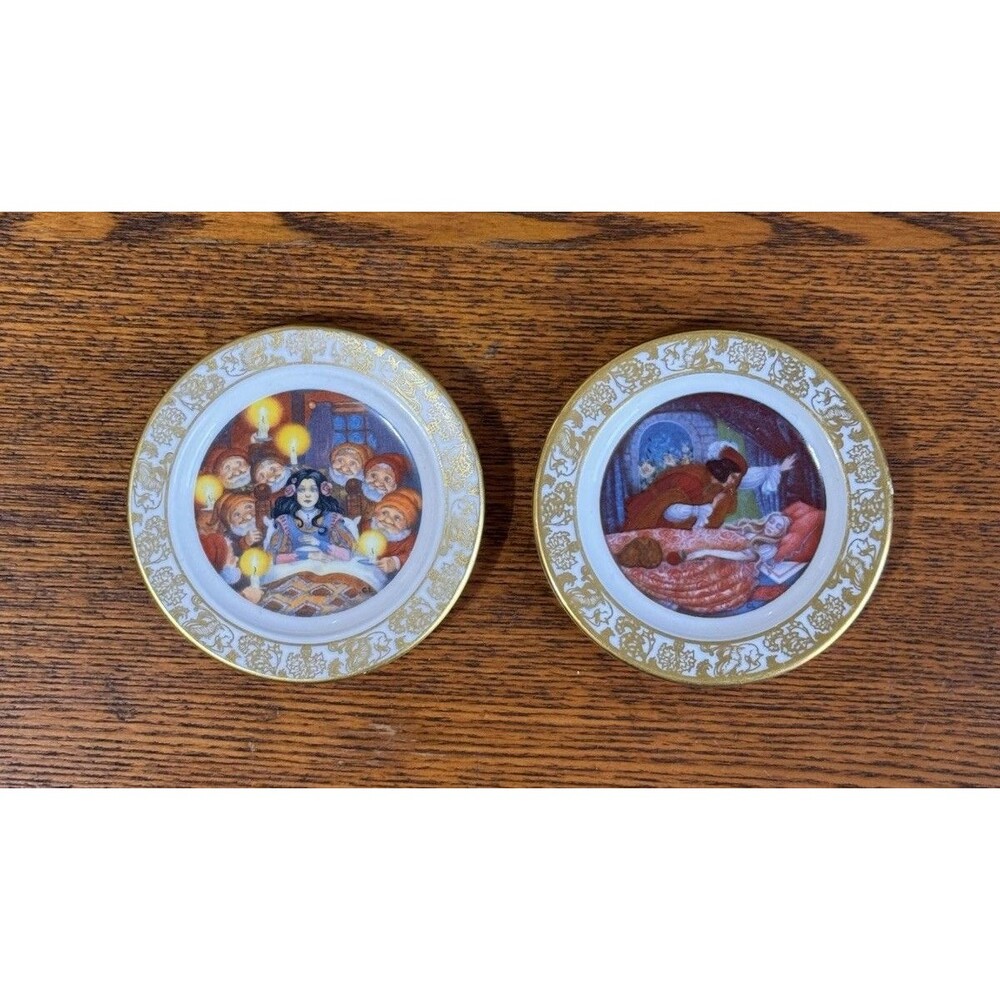 2  Franklin Porcelain Plates 3” SNOW WHITE AND THE 7 DWARFS & SLEEPING BEAUTY